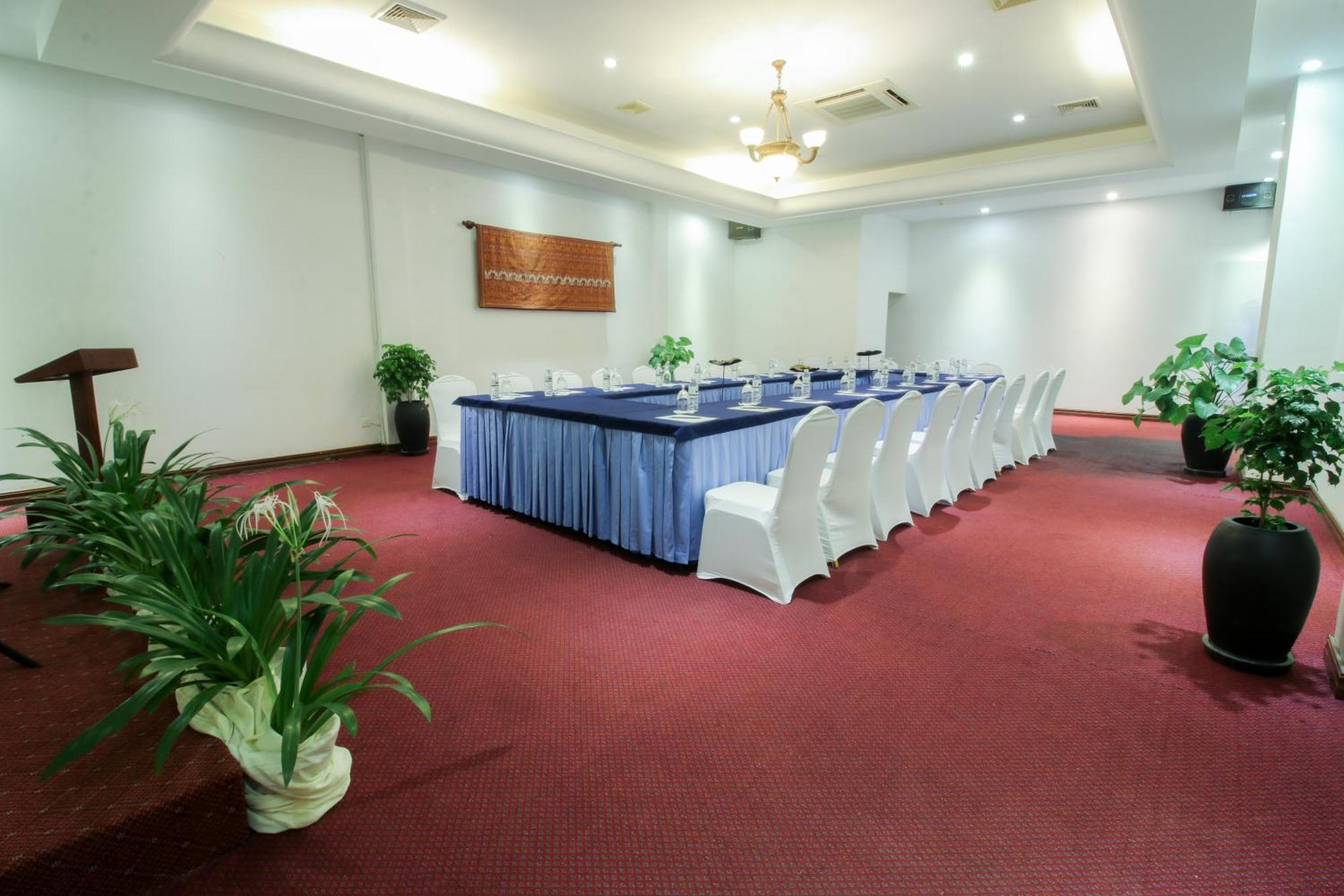 Kingdom Angkor Hotel Siem Reap Exteriör bild