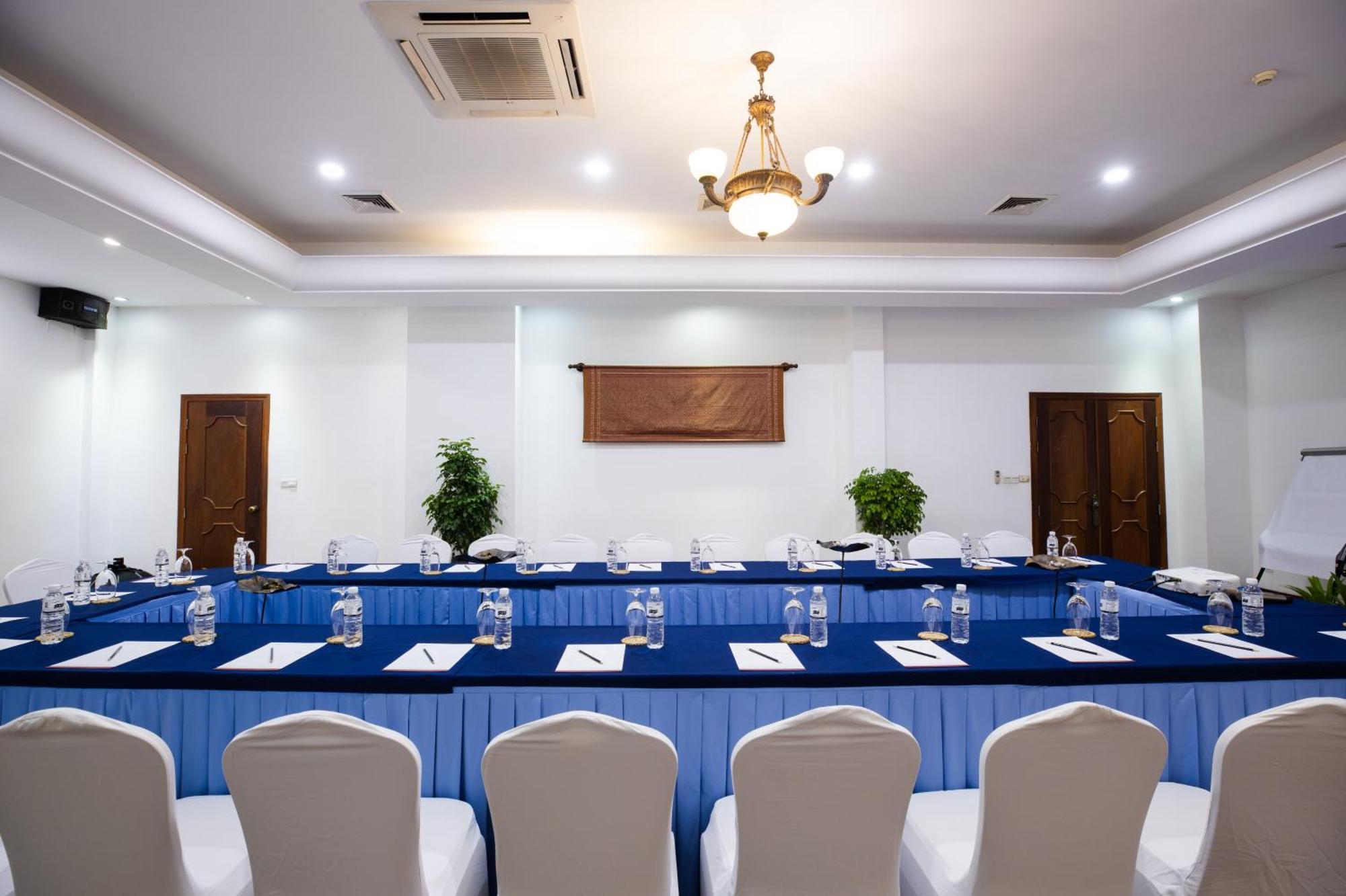 Kingdom Angkor Hotel Siem Reap Exteriör bild