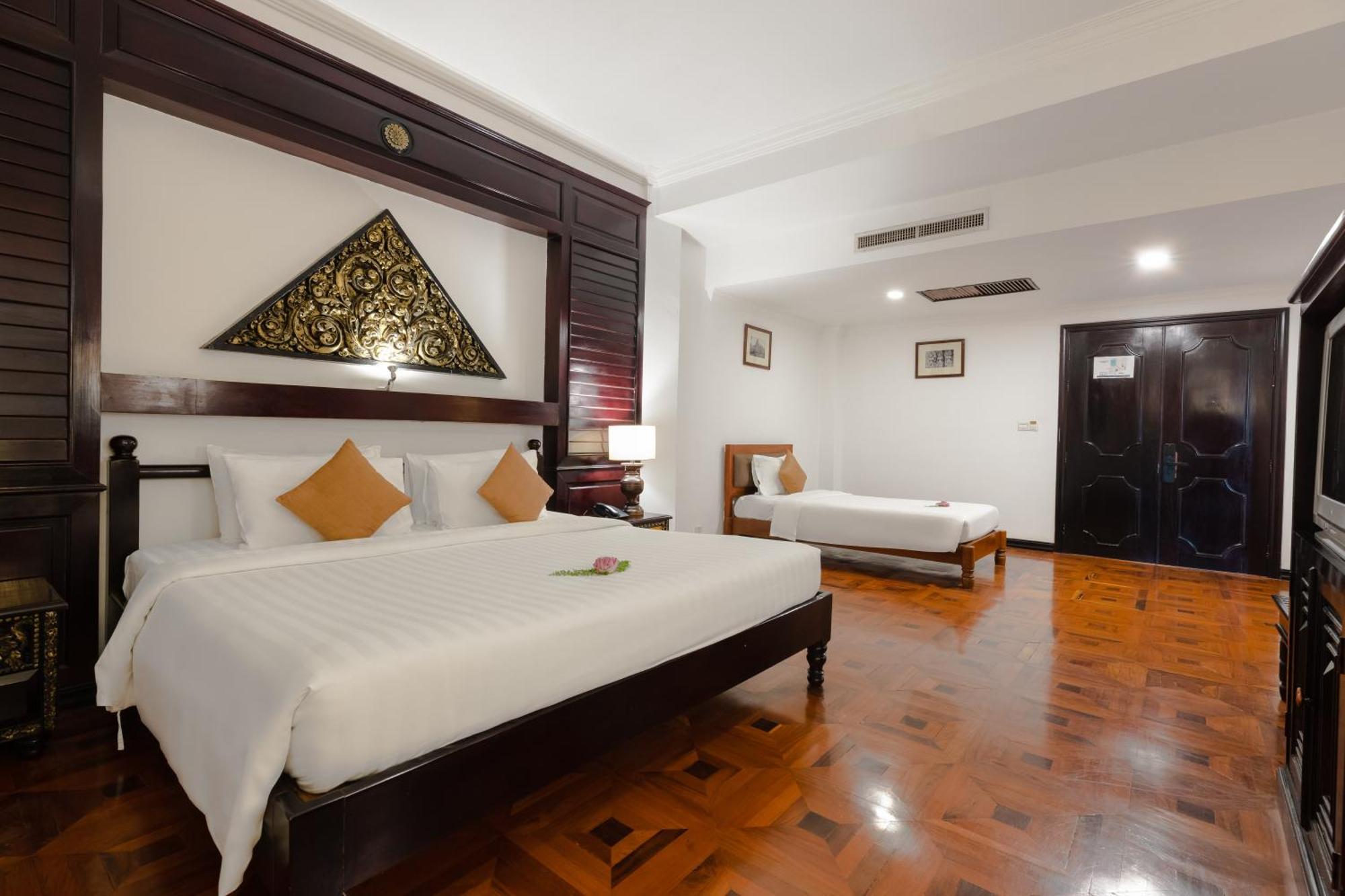 Kingdom Angkor Hotel Siem Reap Exteriör bild